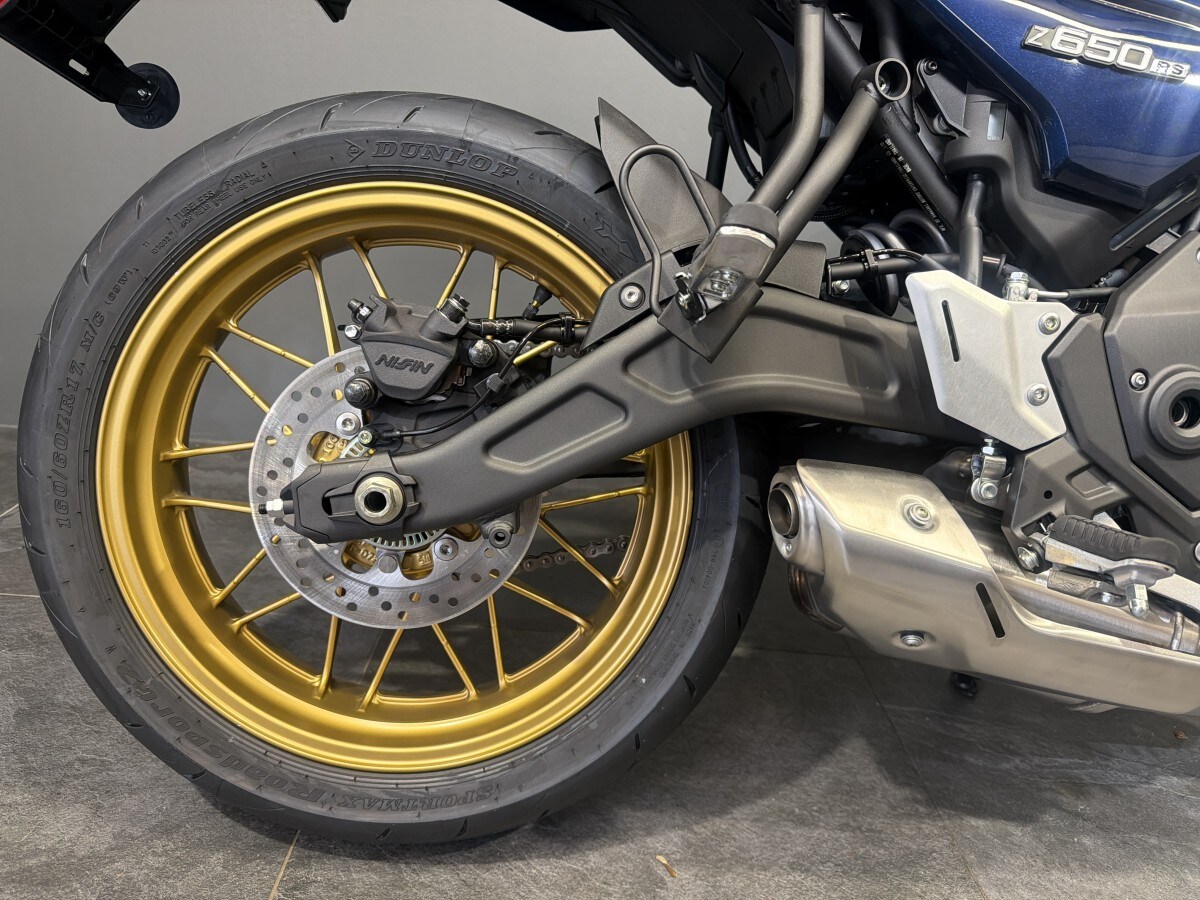 Kawasaki Z650 RS ER650RTFBB (BK1/BU1/GN1)