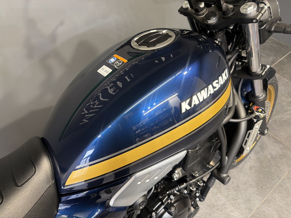Kawasaki Z650 RS ER650RTFBB (BK1/BU1/GN1)
