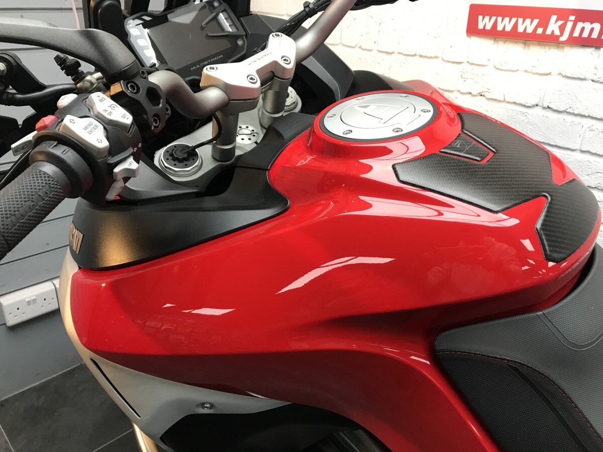 Ducati MULTISTRADA 1200 ENDURO