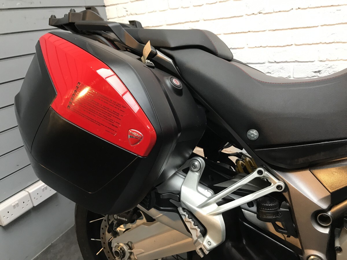 Ducati MULTISTRADA 1200 ENDURO