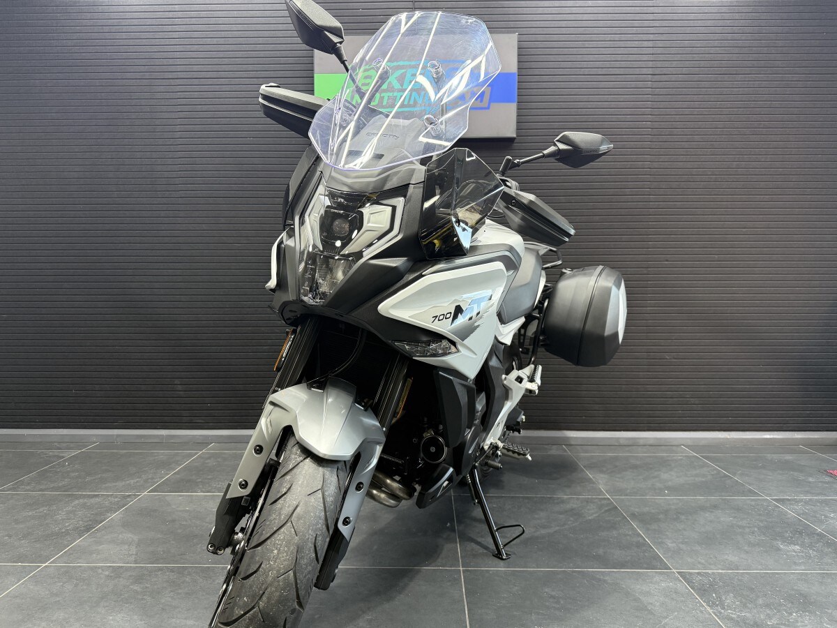 CFMOTO 700 MT