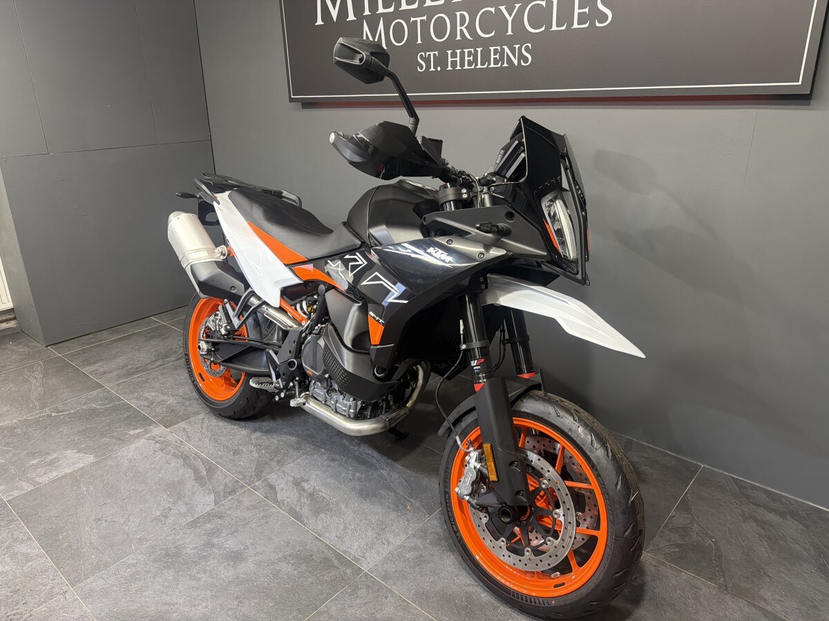 KTM 890 SMT 24