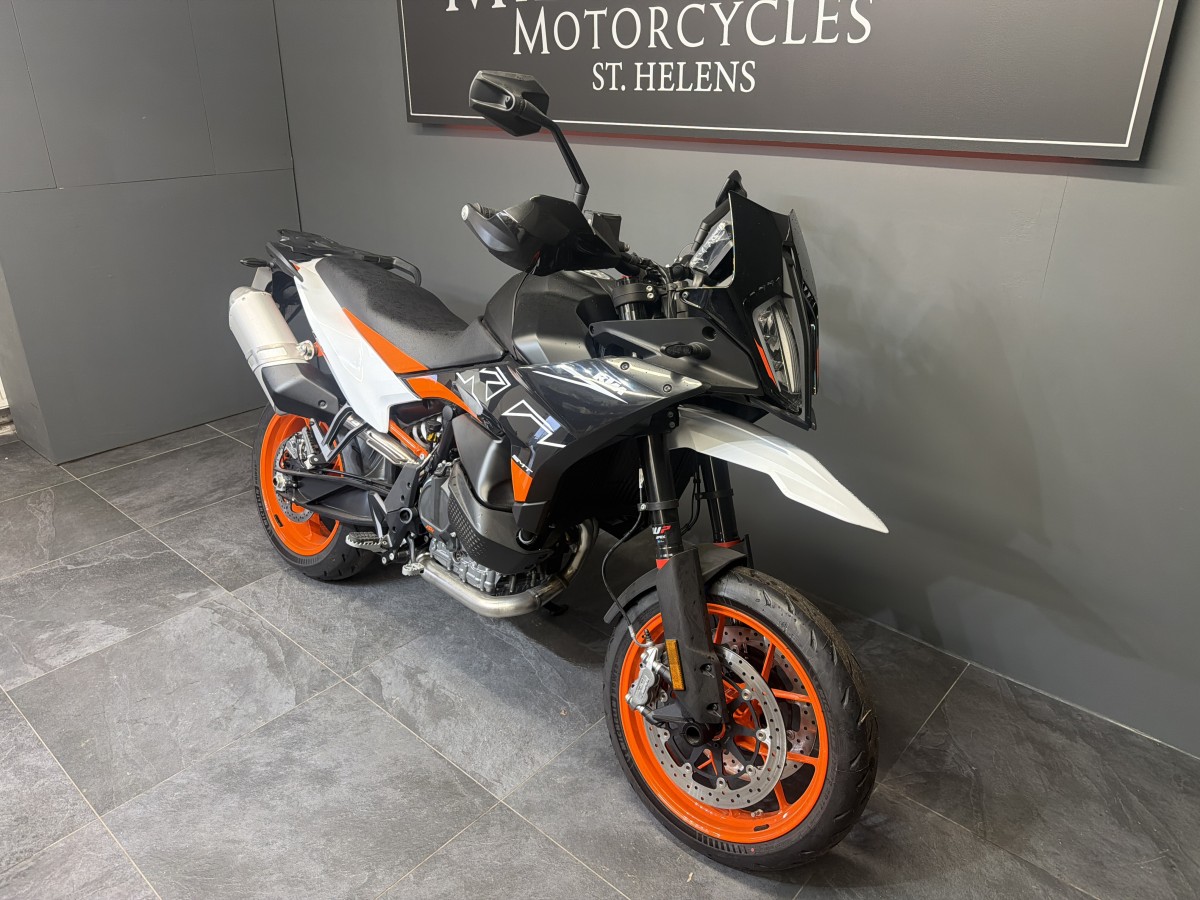 KTM 890 SMT 24