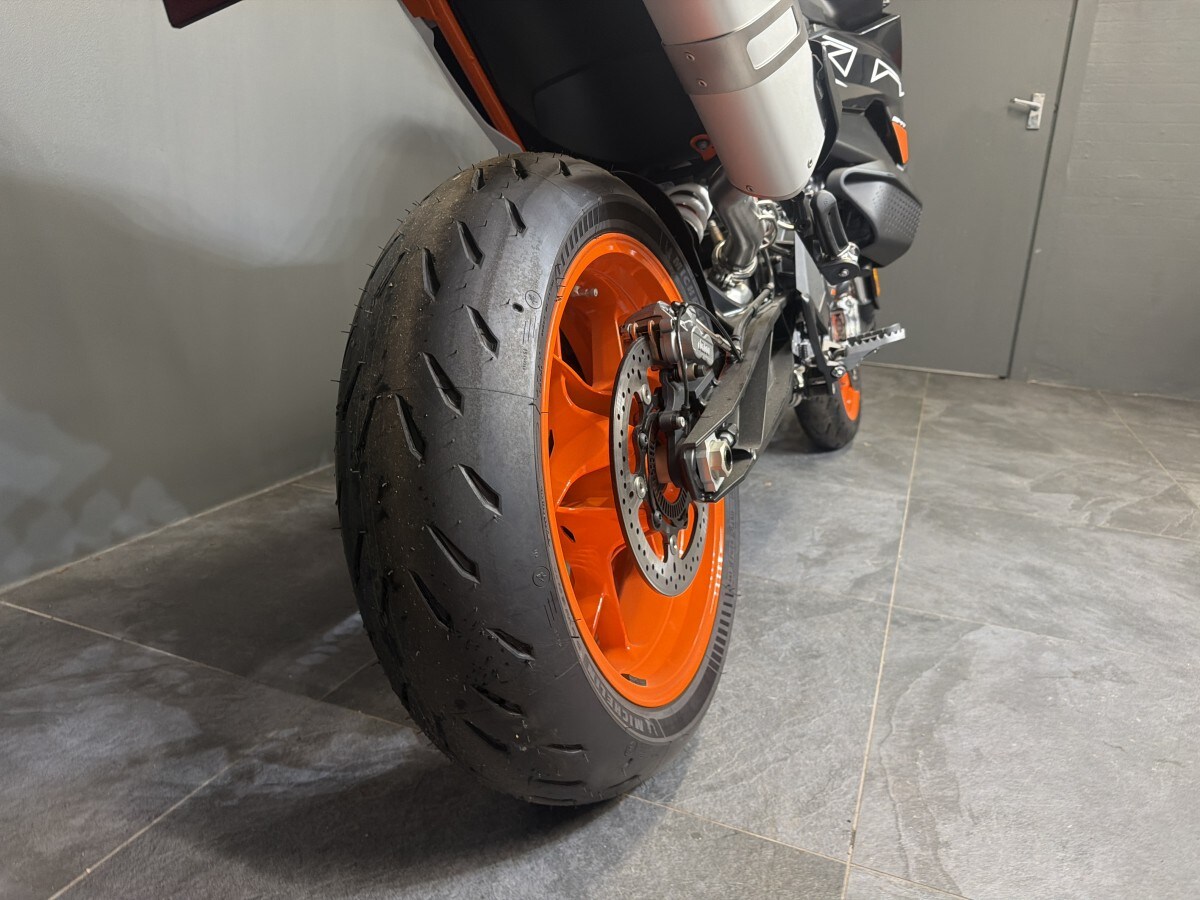 KTM 890 SMT 24