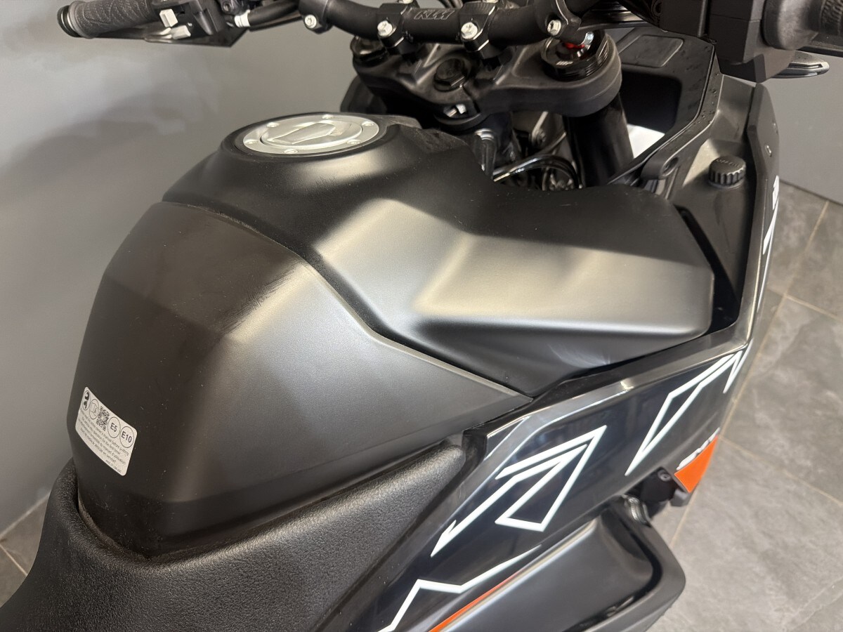KTM 890 SMT 24