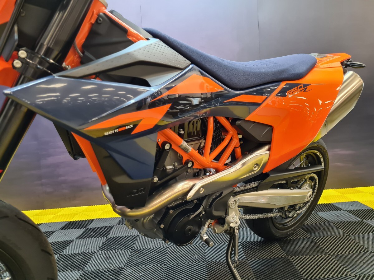 KTM 690 SMC R