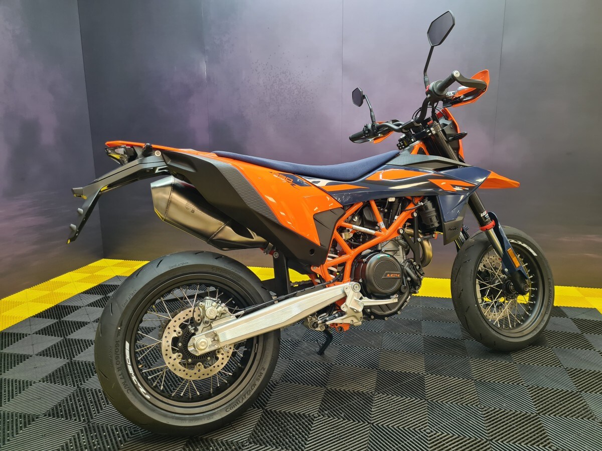 KTM 690 SMC R
