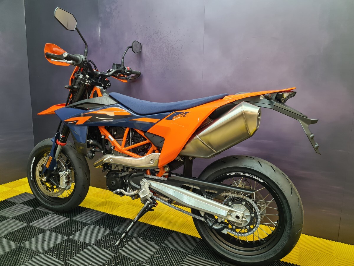 KTM 690 SMC R