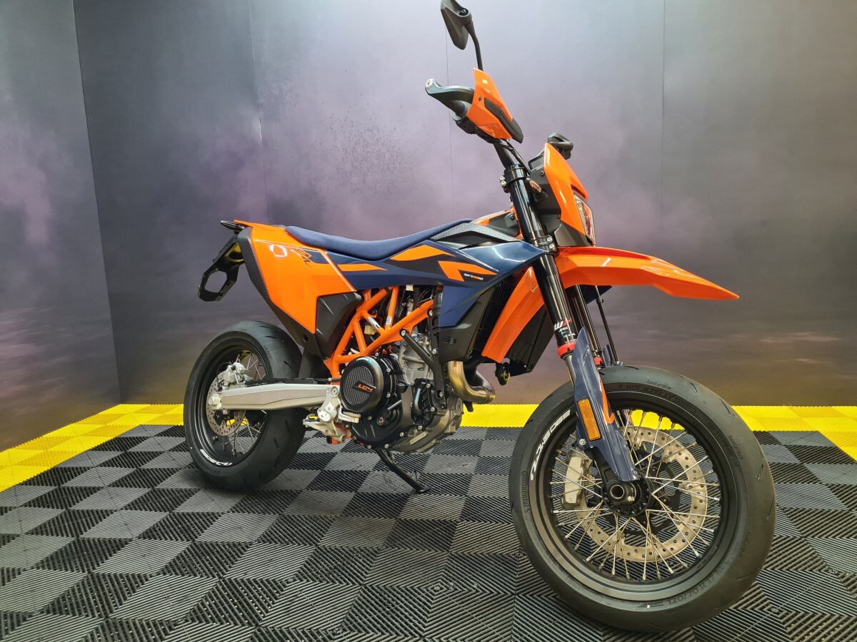 KTM 690 SMC R