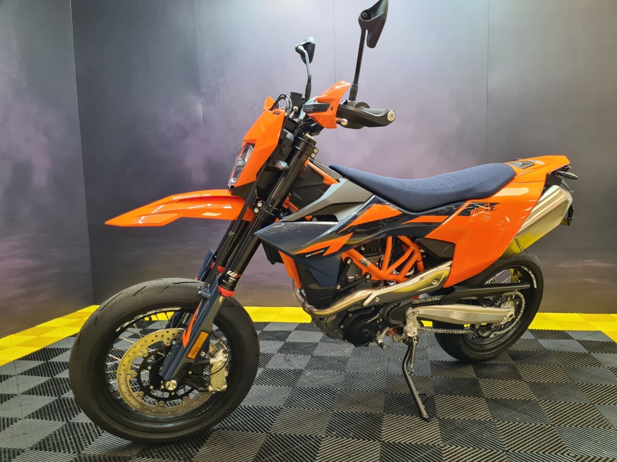 KTM 690 SMC R