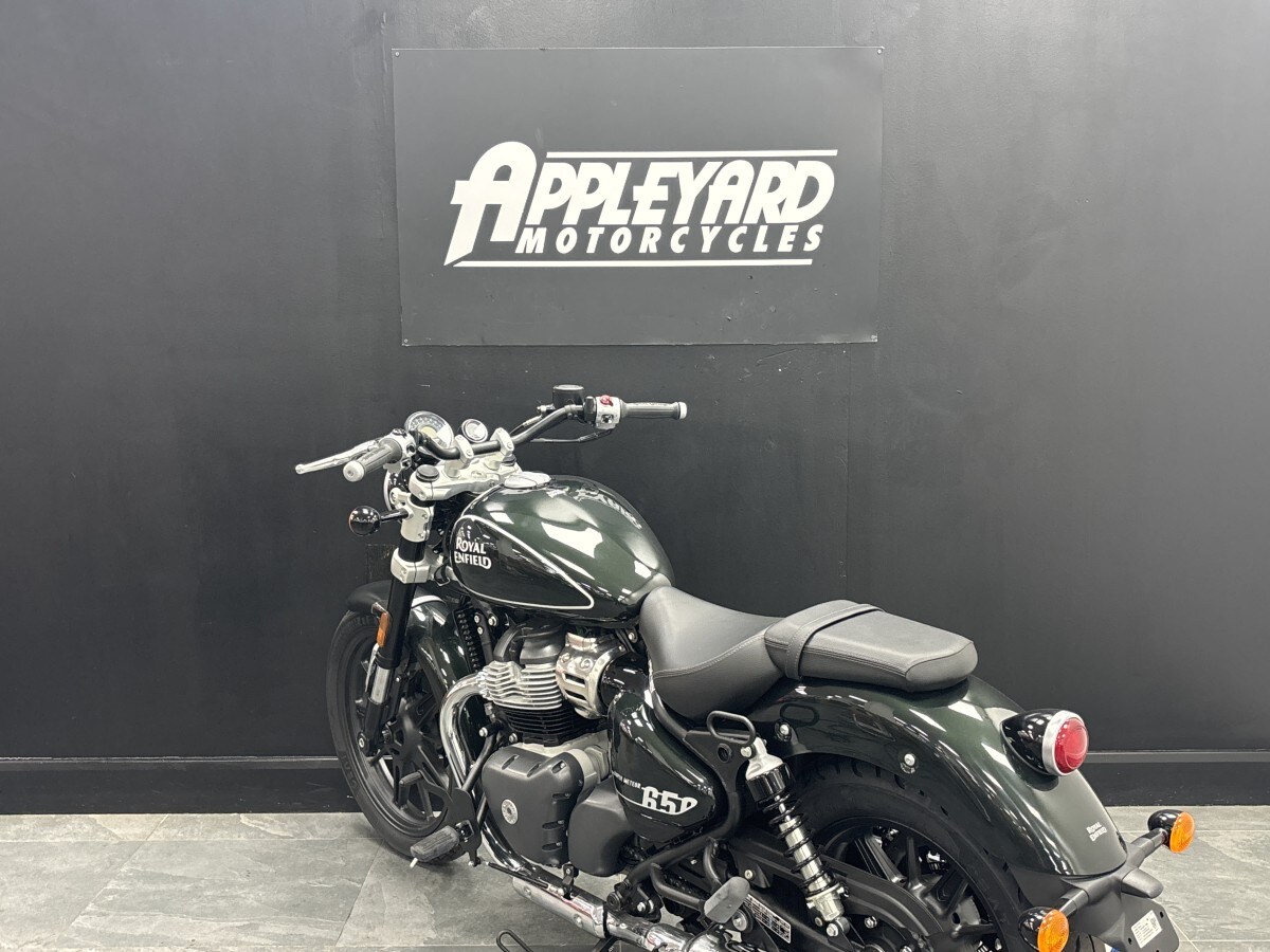 Royal Enfield SUPER METEOR 650