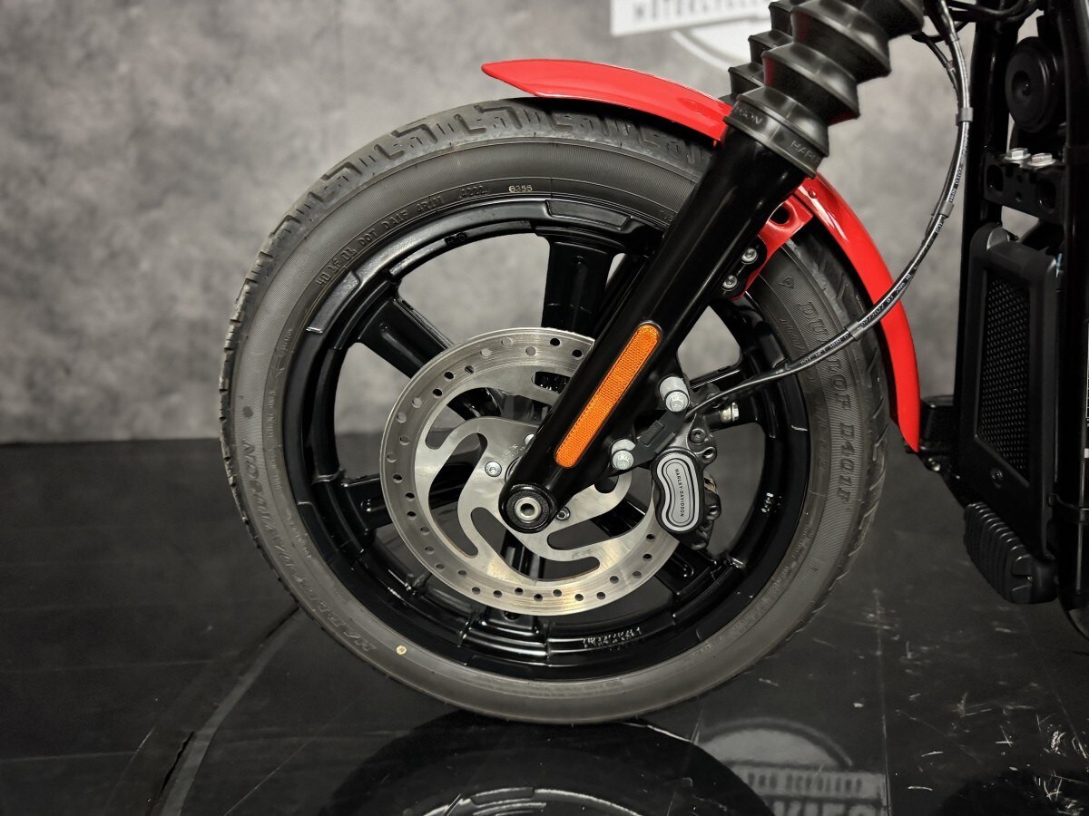 Harley-Davidson STREET BOB 114 1868