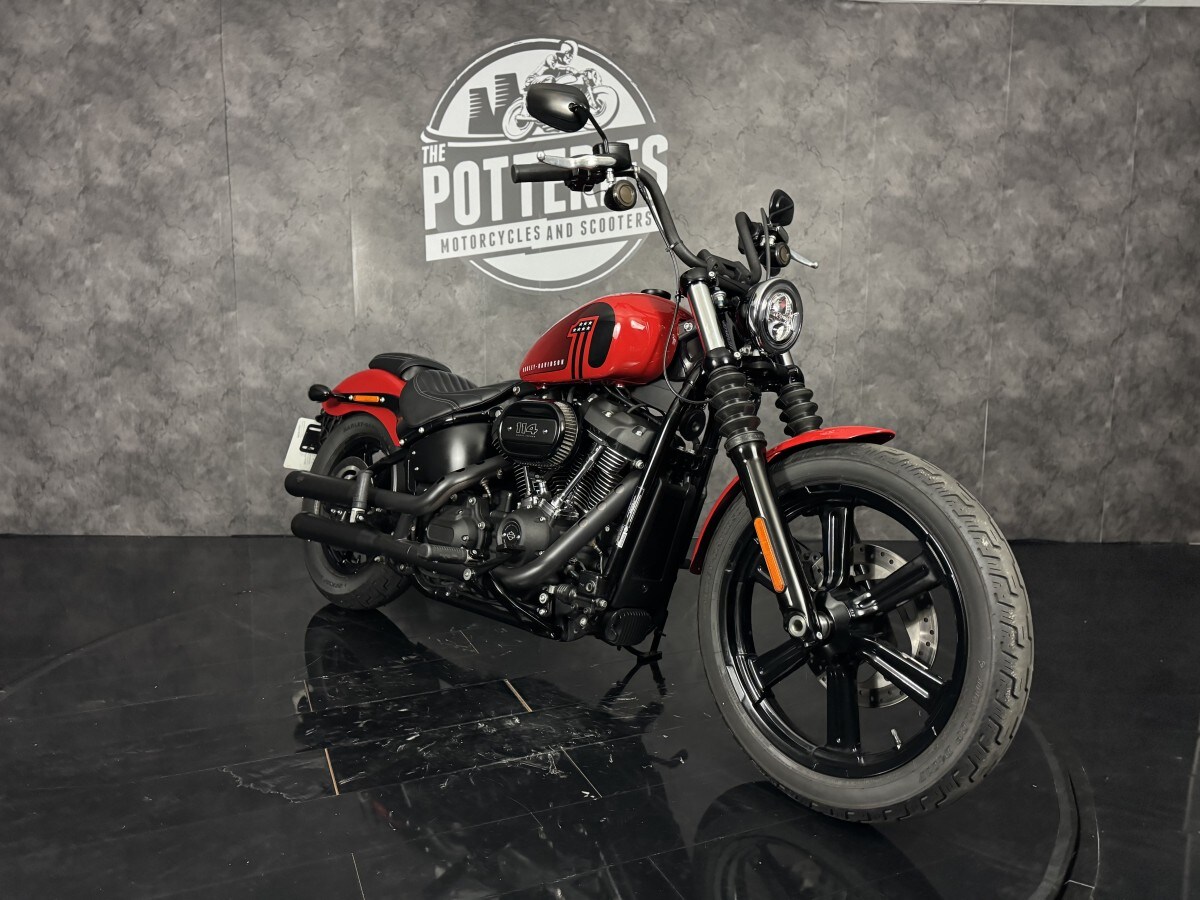 Harley-Davidson STREET BOB 114 1868