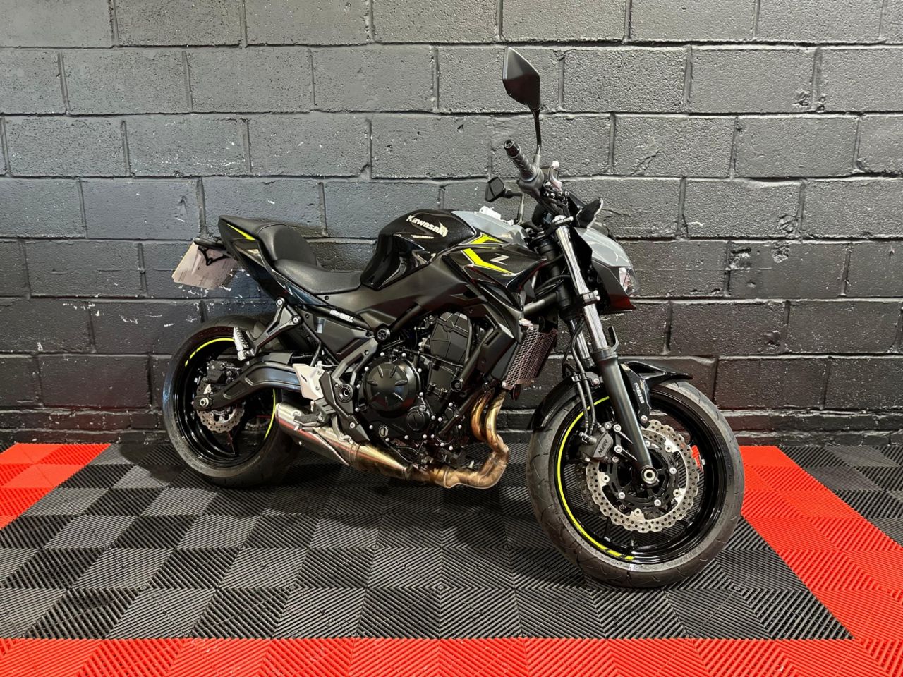 Used Kawasaki Z650 for sale - 78435581: Photo 8