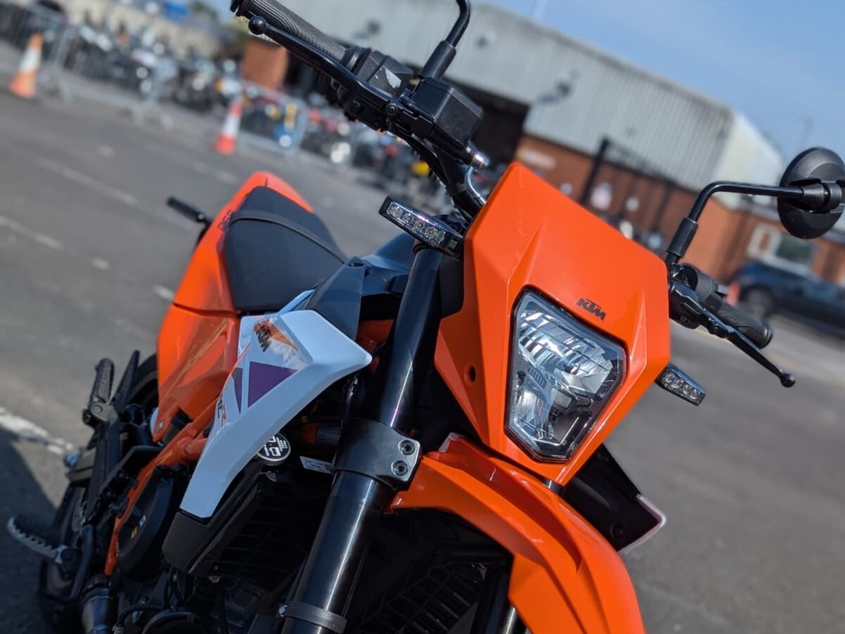 KTM 390 SMC R