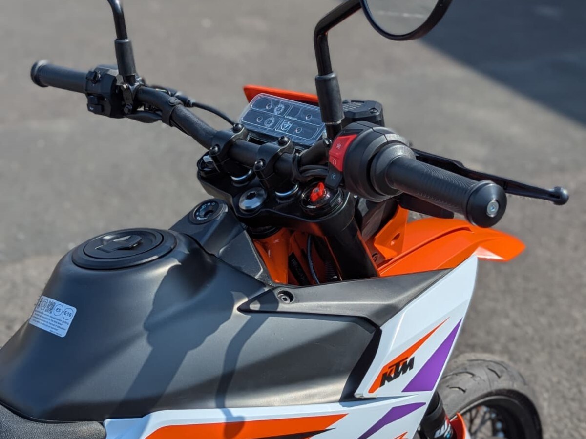 KTM 390 SMC R