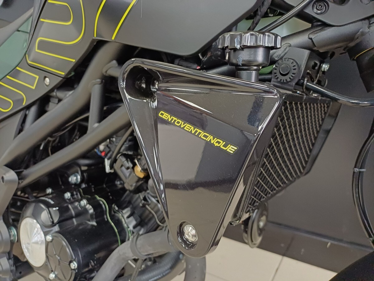 Benelli Leoncino 125cc