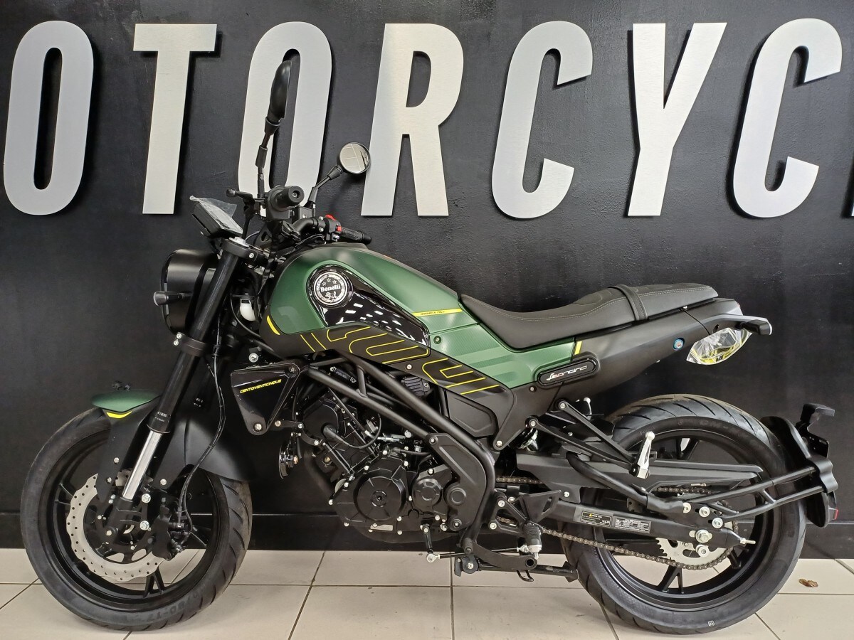 Benelli Leoncino 125cc