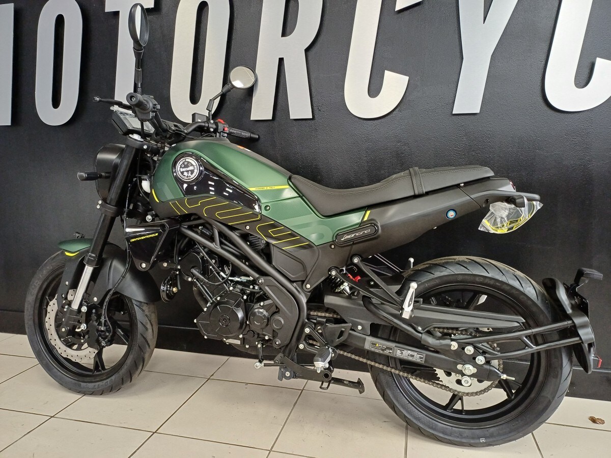 Benelli Leoncino 125cc