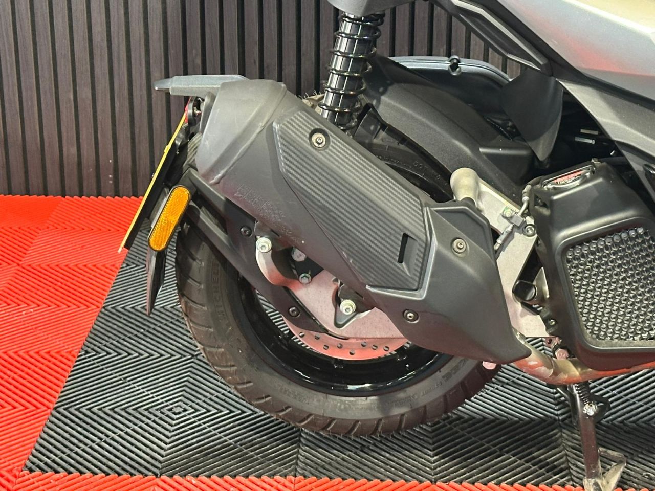 Used Aprilia SR GT for sale - 78434643: Photo 14