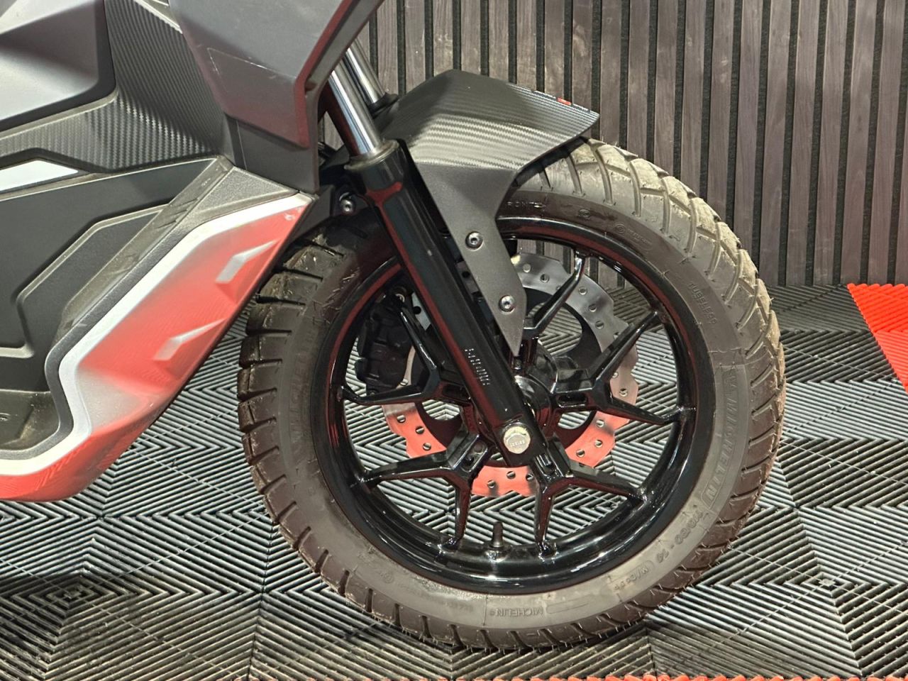 Used Aprilia SR GT for sale - 78434643: Photo 16