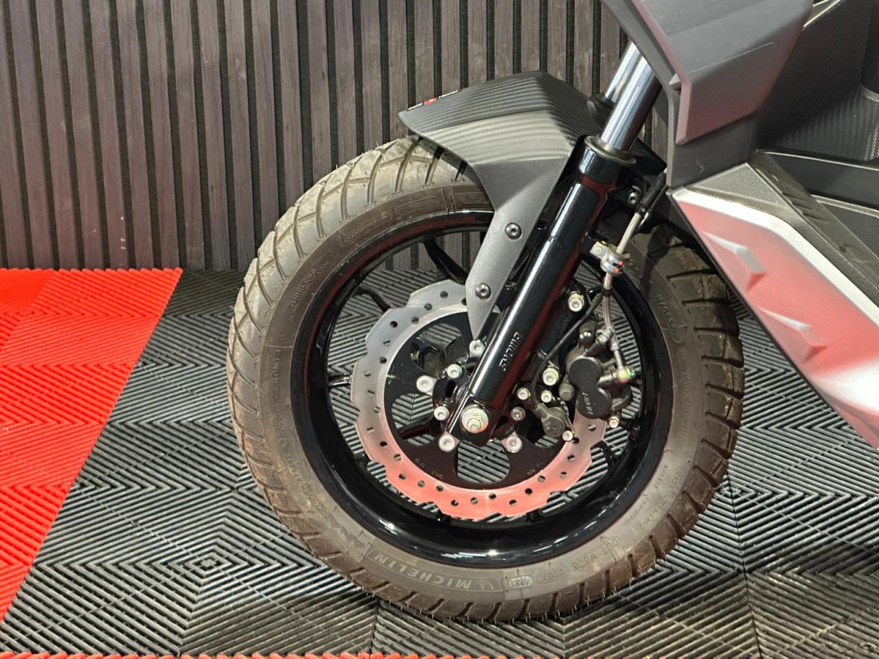 Used Aprilia SR GT for sale - 78434643: Photo 17