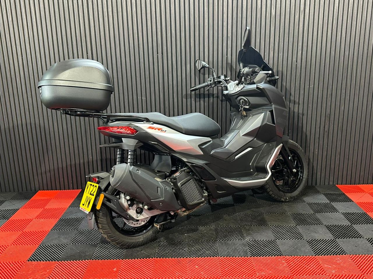 Used Aprilia SR GT for sale - 78434643: Photo 7