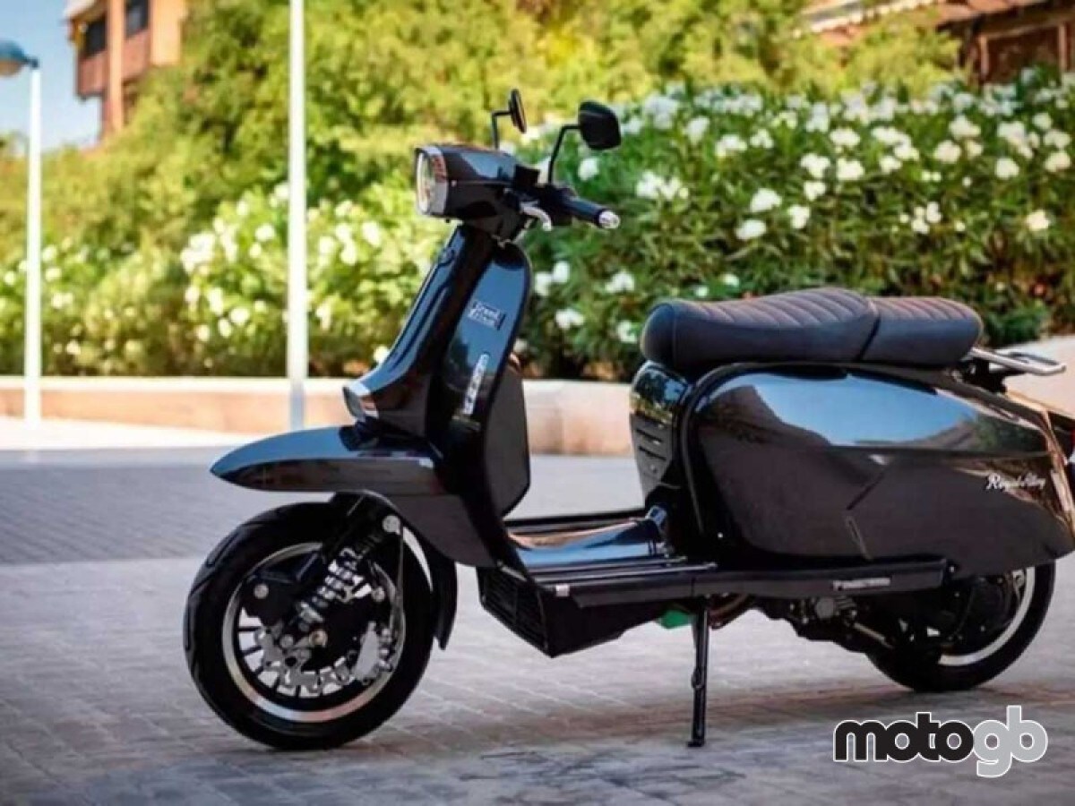 Royal Alloy GP 125 LC PRE REG OFFER SAVE £300