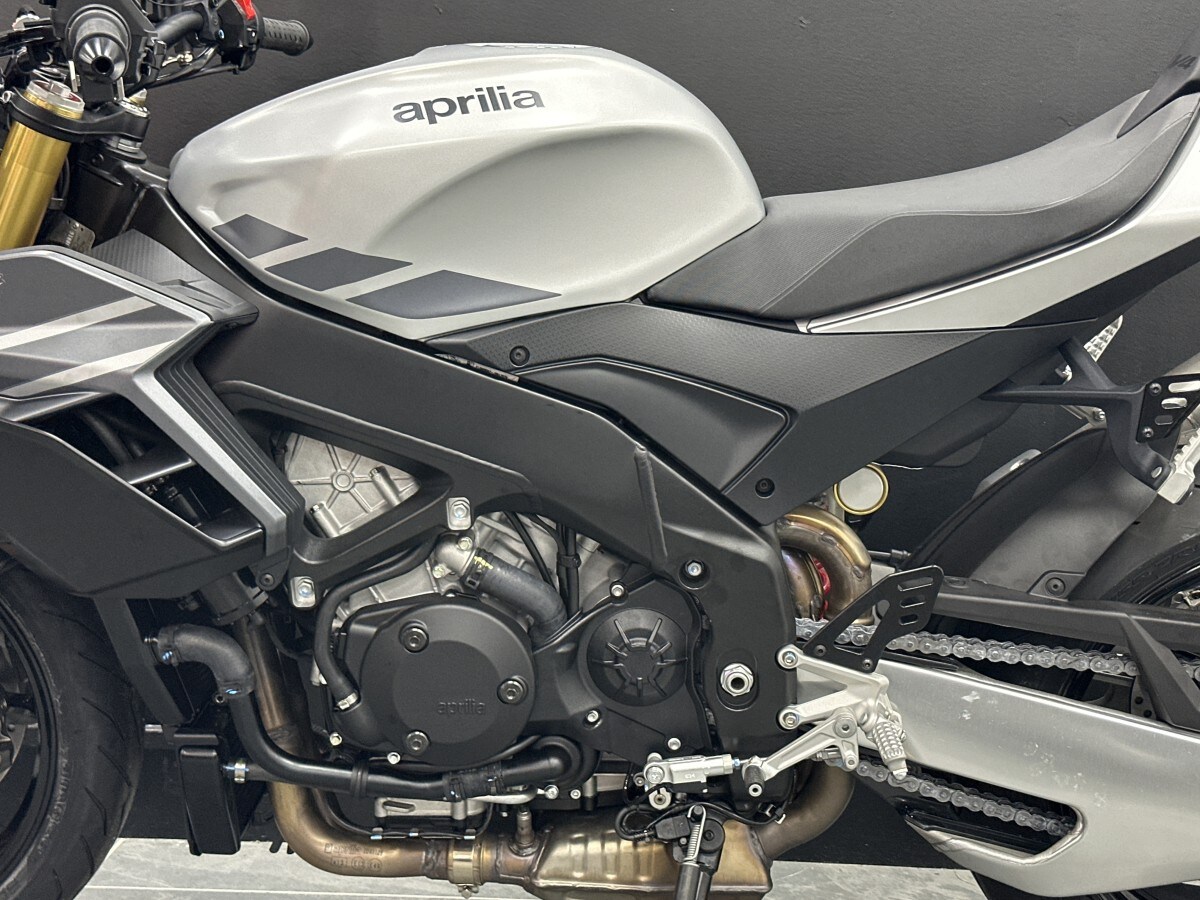 Aprilia Tuono V4 1100