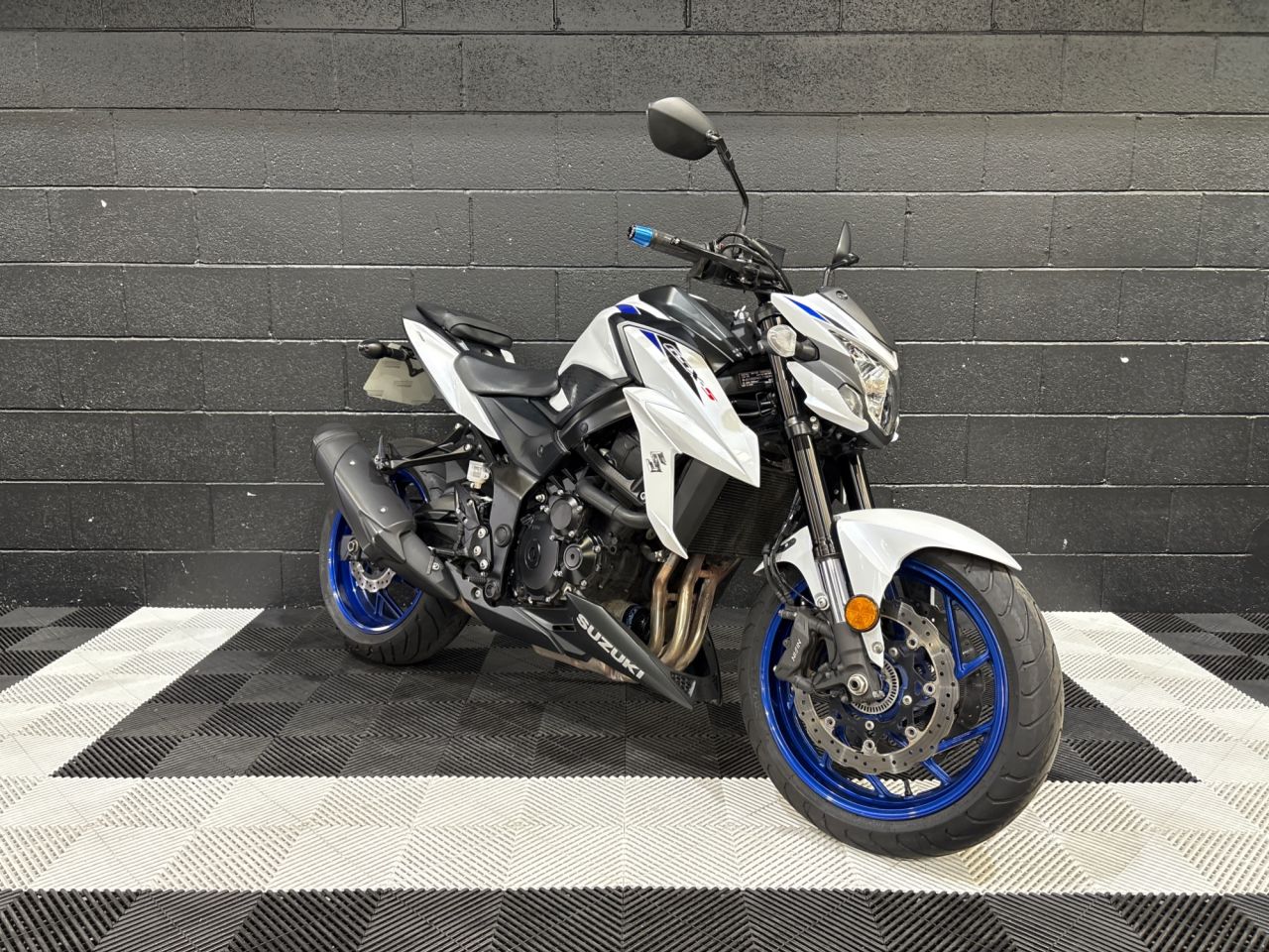 Used Suzuki GSX-S750 for sale - 78435114: Photo 5