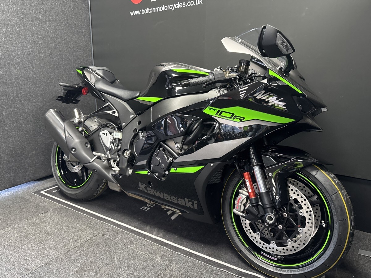 Kawasaki Ninja ZX-10R ZX1002LSFAN GN1/GY1