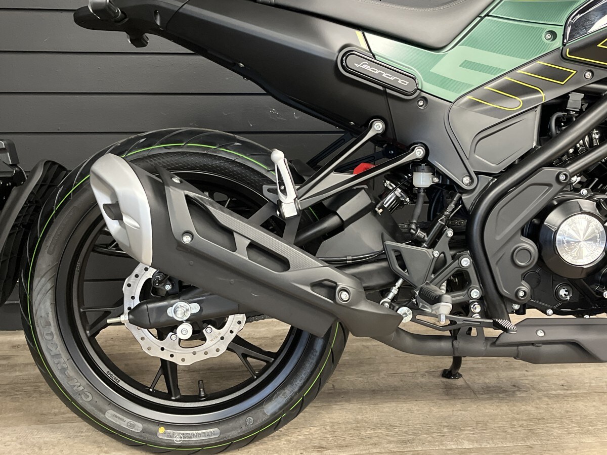 Benelli Leoncino 125cc