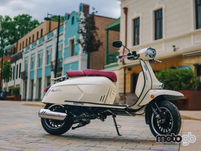 Royal Alloy GP 125 PRE-REG