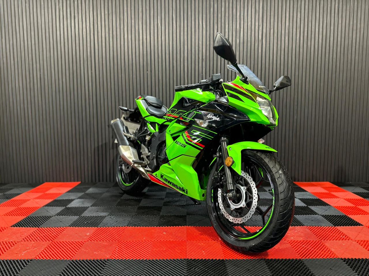 Used Kawasaki Ninja 125 for sale - 78435111: Photo 8
