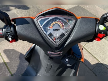 Used MG R8 125cc undefined for sale - bike-77867065: Photo