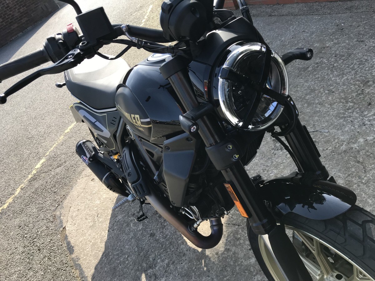 Ducati SCRAMBLER 803 Full Throttle