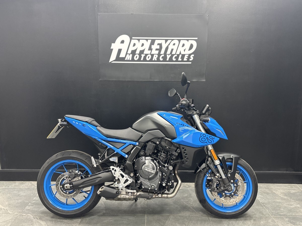 Suzuki GSX-8S