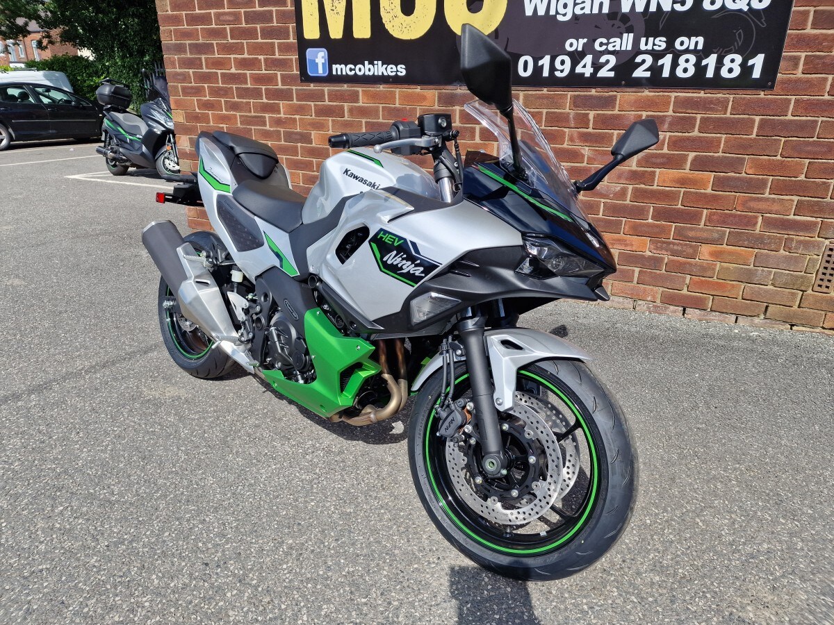 Kawasaki NINJA 7 HYBRID CX500ARFNN