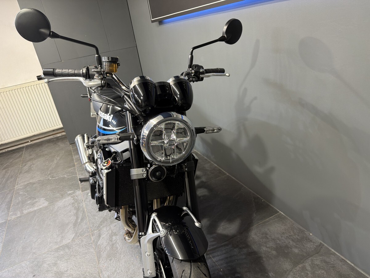 Kawasaki Z900RS