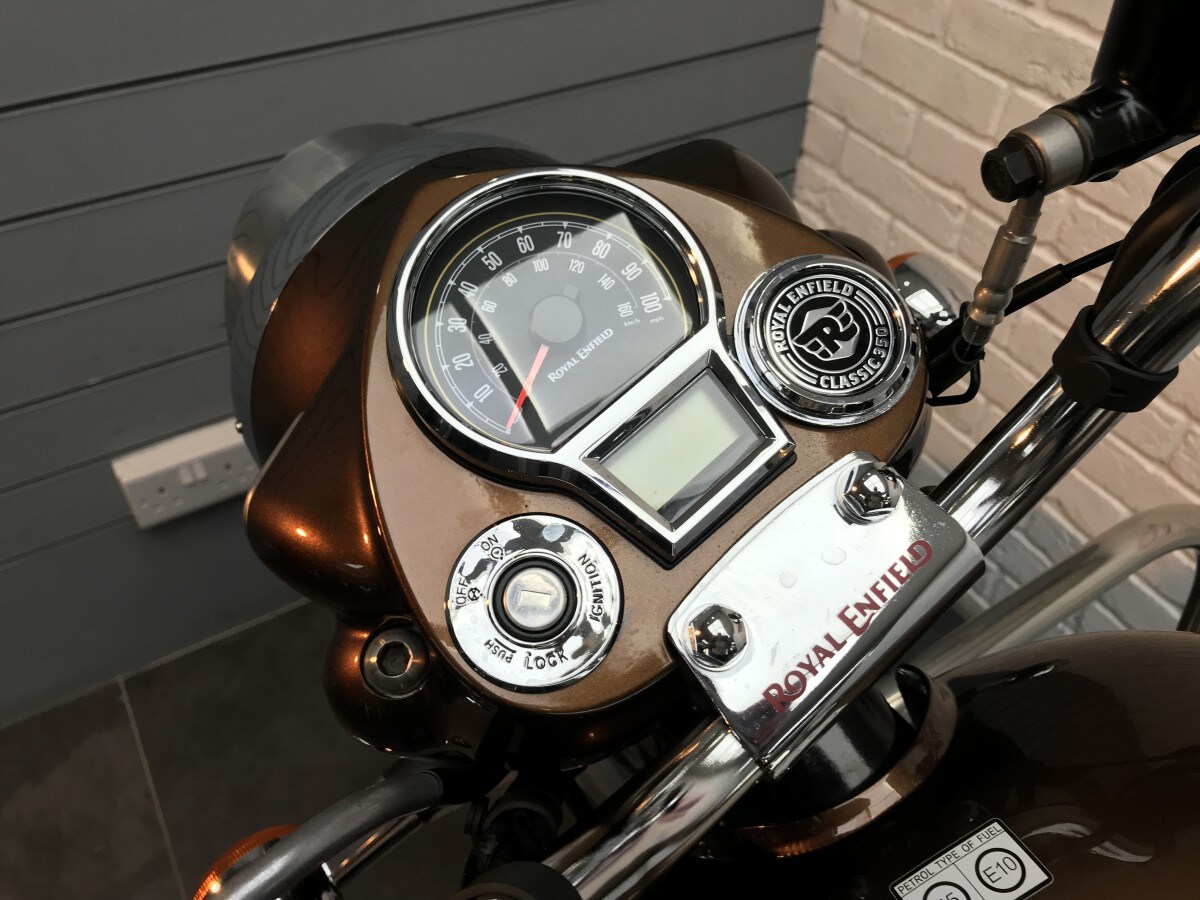 Royal Enfield CLASSIC 350 E5