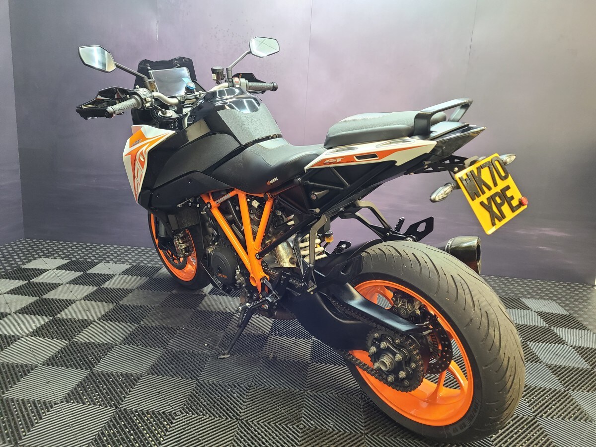 KTM 1290 SUPER DUKE GT