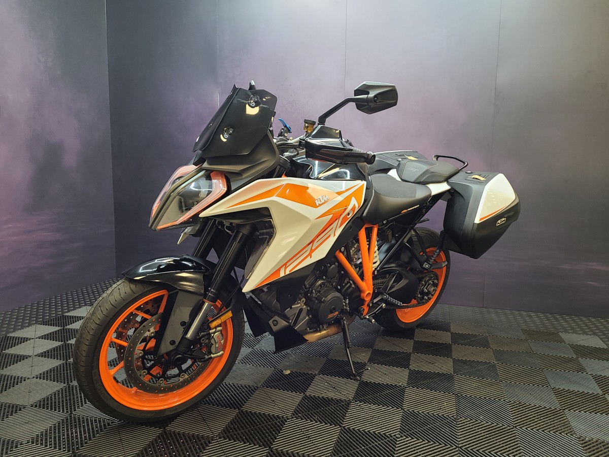 KTM 1290 SUPER DUKE GT