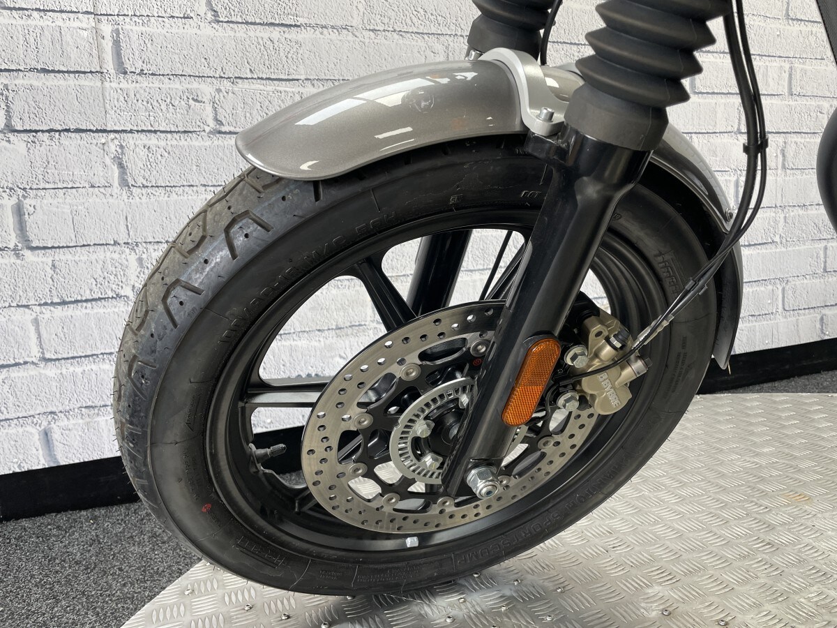 Royal Enfield Interceptor Int 650 E5