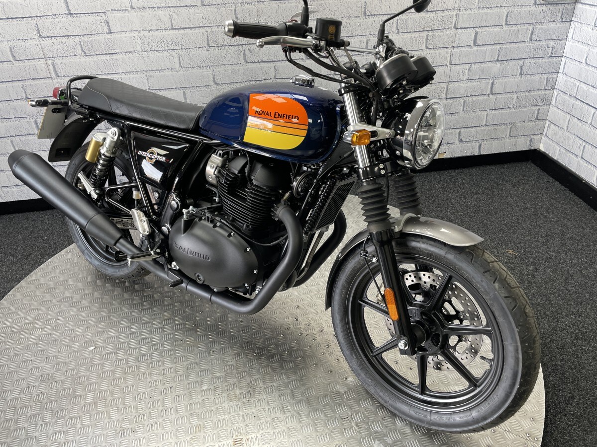 Royal Enfield Interceptor Int 650 E5