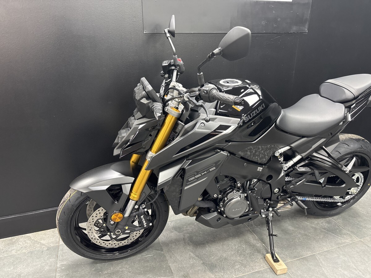 Suzuki GSX-S1000