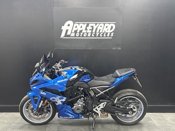 Used Suzuki GSX-8R 2024 for sale - bike-78229542: Photo