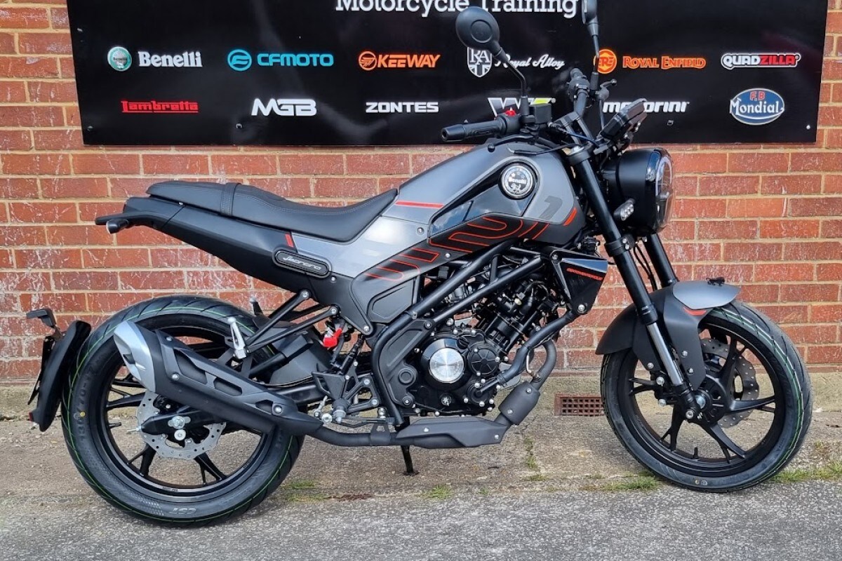 Benelli Leoncino 125cc