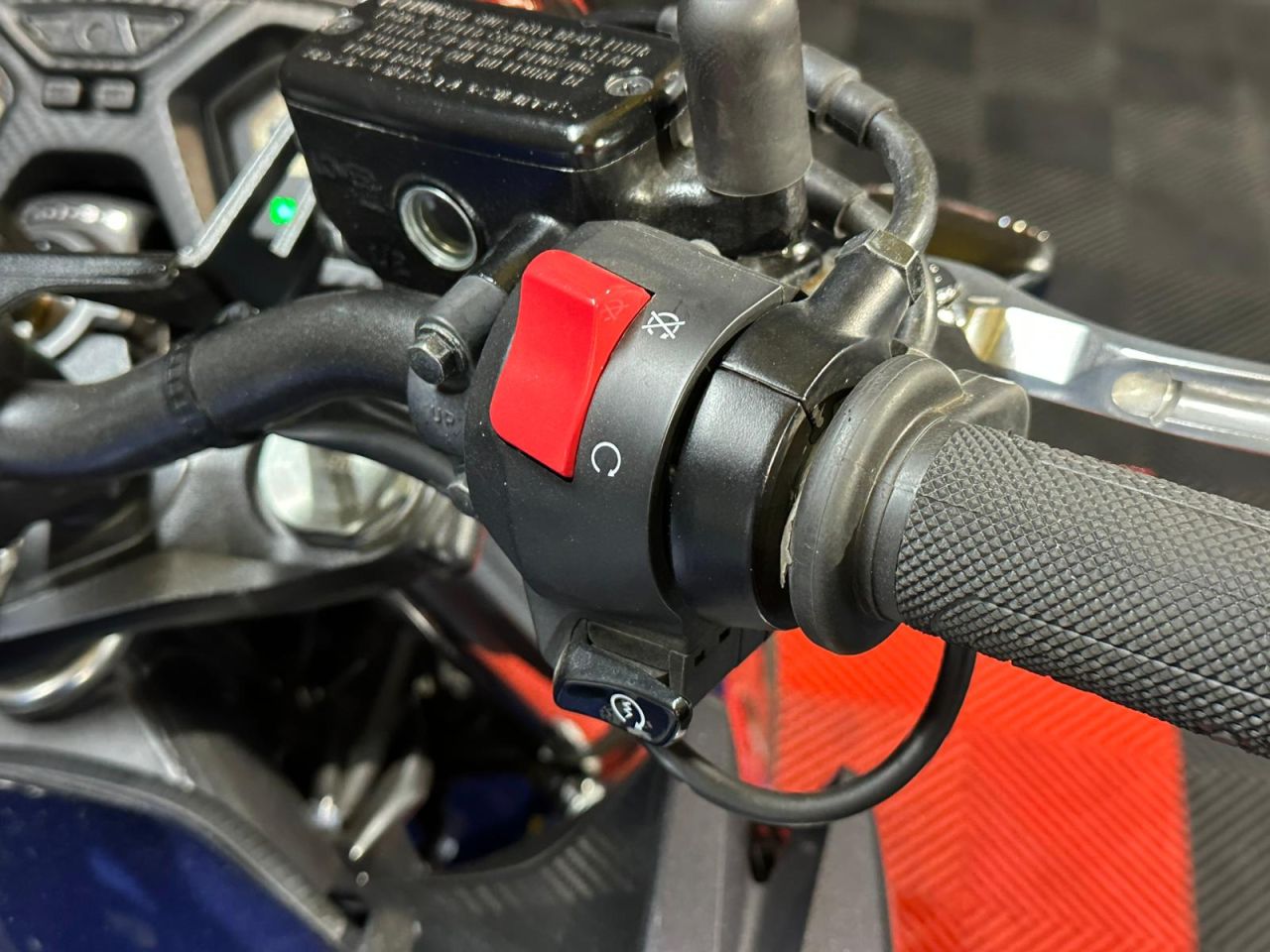 Used Honda CB650F for sale - 78918347: Photo 22