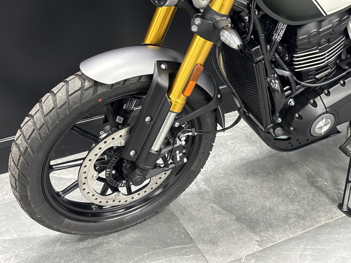 Triumph SCRAMBLER 400X