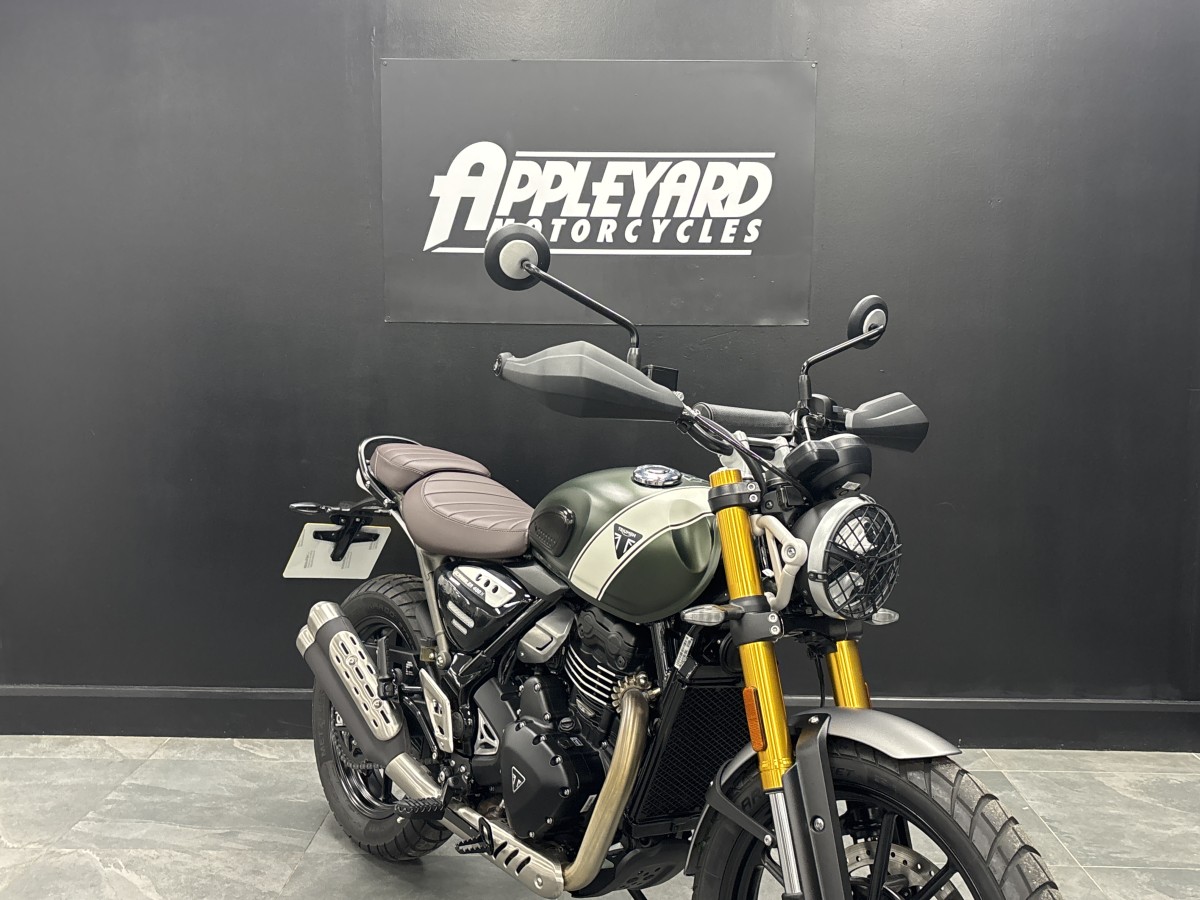 Triumph SCRAMBLER 400X